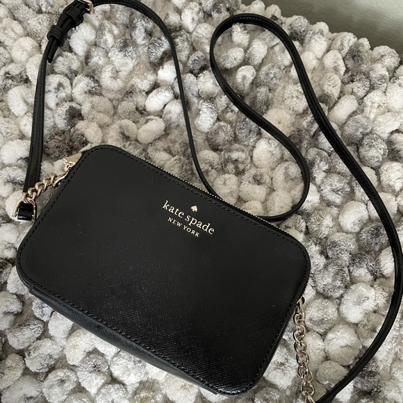 kate spade Handbags - • KATE SPADE crossbody bag